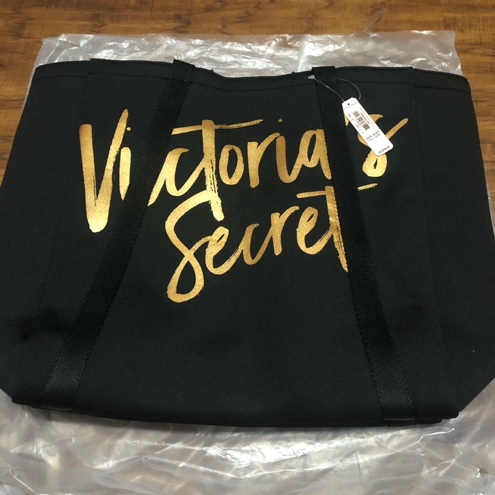 Victoria’s Secret picnic / cooler bag